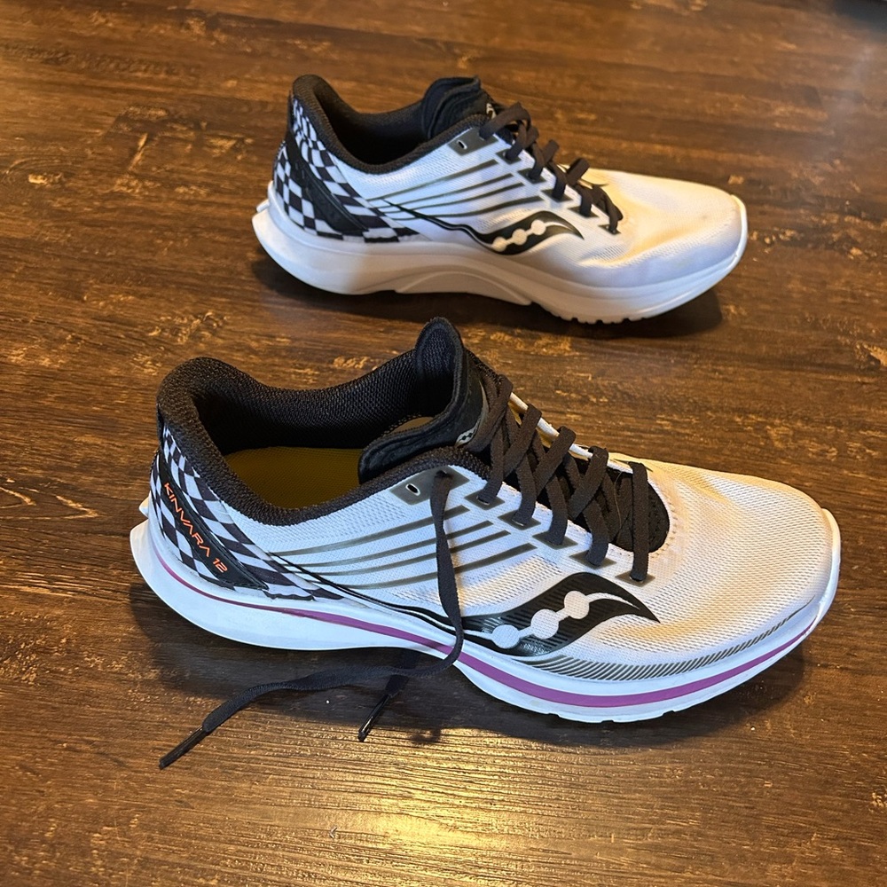 🤍Saucony  Kinvara 12 Reverie Running Shoes Womens Size 9.5